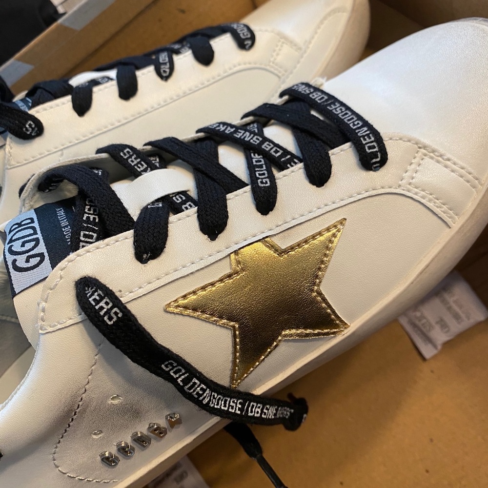 NWT Golden Goose Superstar glitter GGDB